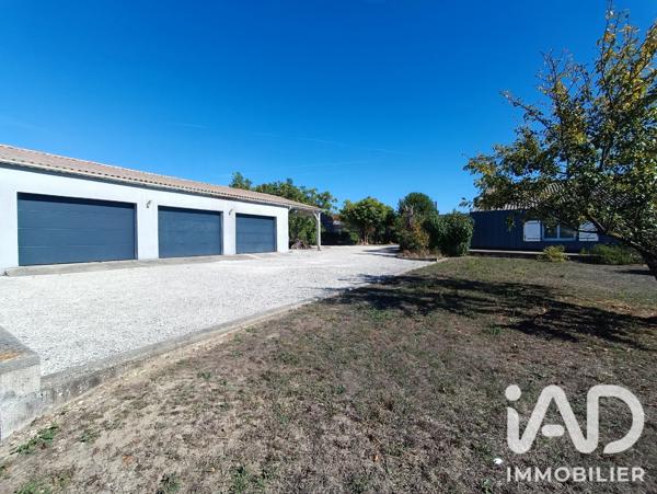 Maison à vendre 5 pièces 209 m² Châteaubernard