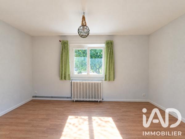 Maison à vendre 5 pièces 209 m² Châteaubernard
