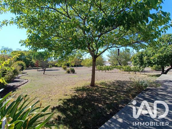 Maison à vendre 5 pièces 209 m² Châteaubernard