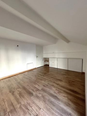 Dpt Val de Marne (94), à vendre CHAMPIGNY SUR MARNE appartement T4 de 80.82 m²