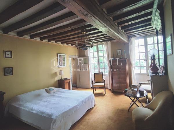 CHARMANTE PROPRIETE AUX PORTES DE CHARTRES, A 80 KM DE PARIS