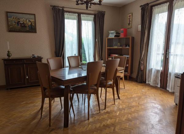 Grande maison individuelle au coeur de Sébazac