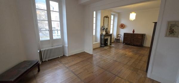 Immeuble à vendre |  Cahors |  210 m²