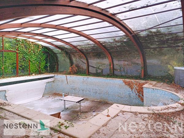 Propriété à vendre de plus de 300 m² habitables ente Saujon et Saint Sulpice de Royan à rnover ou transformer.