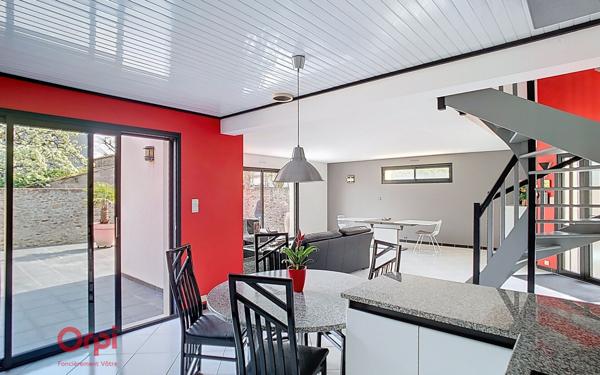 Maison à vendre    5 pièces • 140 m2 Rezé