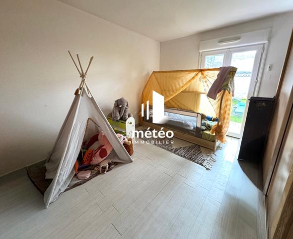 Maison en pierre 65m² avec garage en ville, Luçon