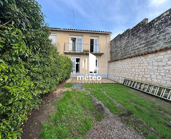 Maison en pierre 65m² avec garage en ville, Luçon