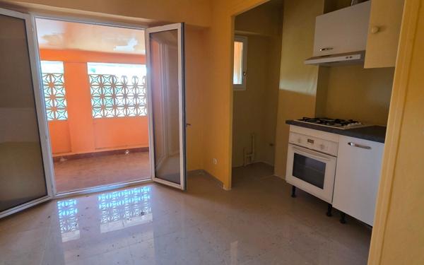 Immeuble à vendre    12 pièces •  Perpignan