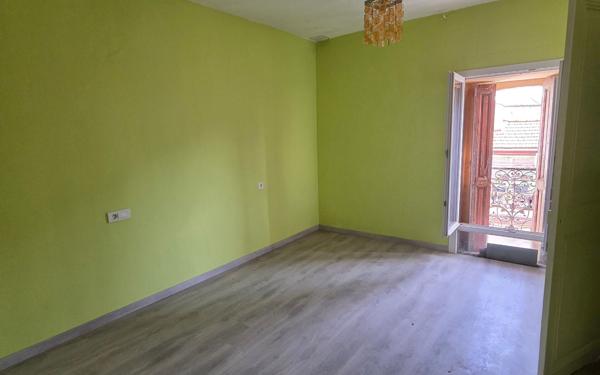 Immeuble à vendre    12 pièces •  Perpignan