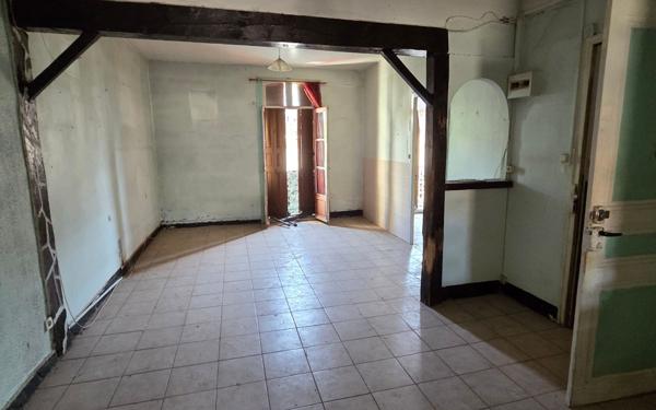 Immeuble à vendre    12 pièces •  Perpignan