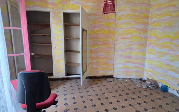 Immeuble à vendre    12 pièces •  Perpignan