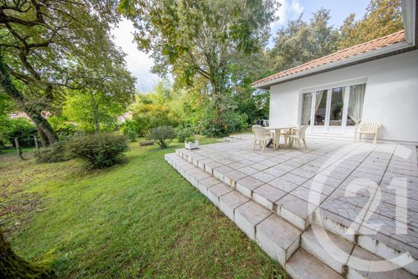 Maison à vendre  7 pièces - 121,70 m2 ST AUBIN DE MEDOC - 33