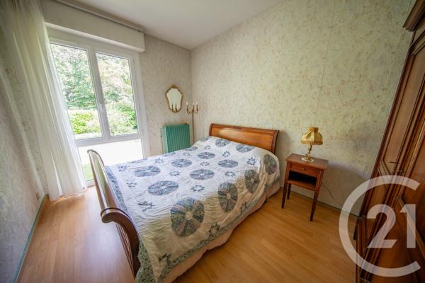 Maison à vendre  7 pièces - 121,70 m2 ST AUBIN DE MEDOC - 33