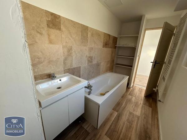 Maison à louer 4 pièces 75.79m² Hénin-Beaumont (62110)
