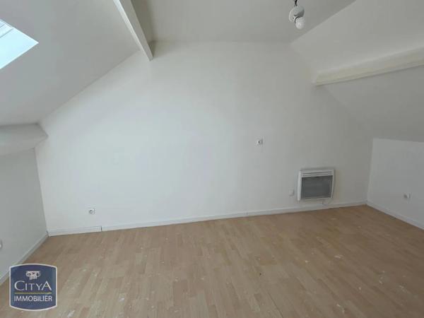 Maison à louer 4 pièces 75.79m² Hénin-Beaumont (62110)