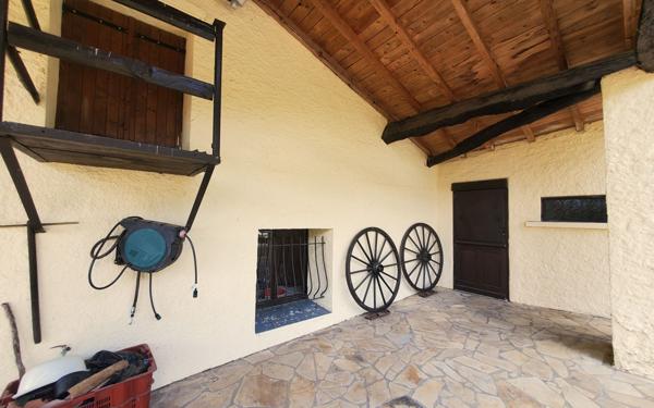 Maison à vendre    5 pièces • 115 m2 Bessens