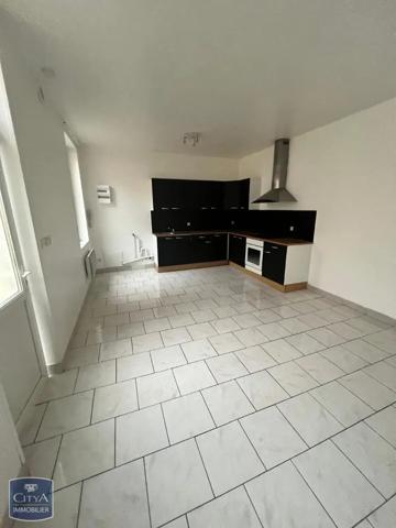 Appartement à louer 4 pièces 83.83m² Saint-Quentin (02100)