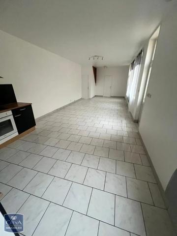 Appartement à louer 4 pièces 83.83m² Saint-Quentin (02100)