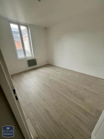 Appartement à louer 4 pièces 83.83m² Saint-Quentin (02100)