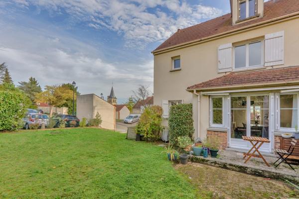 Maison à vendre 6 pièces de 114,07 m² à Andrésy