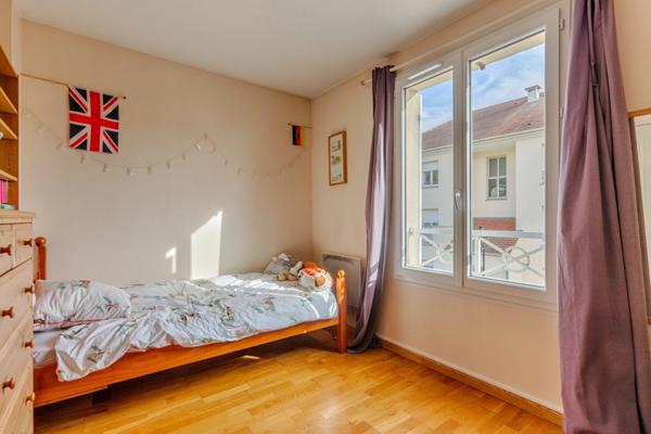 Maison à vendre 6 pièces de 114,07 m² à Andrésy