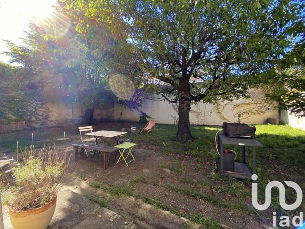 Maison à vendre 11 pièces 280 m² Saint-Chamond