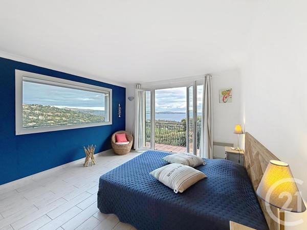 Maison à vendre  6 pièces - 176 m2 CAVALAIRE SUR MER - 83