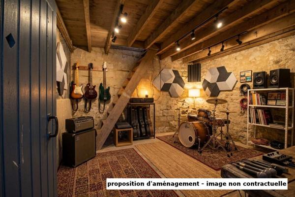 Maison rénovée avec dépendance et cour close - Charme, volumes et potentiel