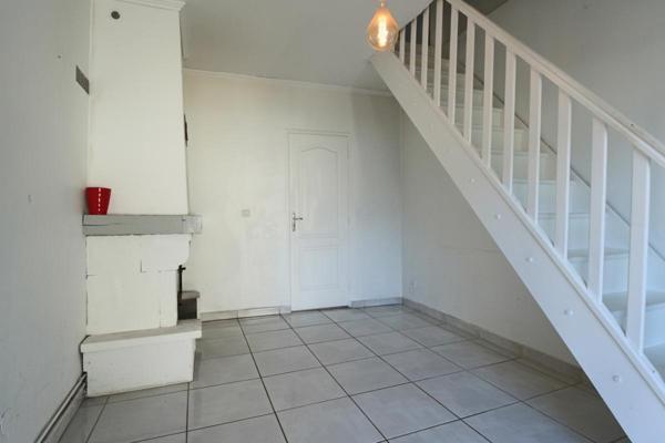 Maison rénovée avec dépendance et cour close - Charme, volumes et potentiel