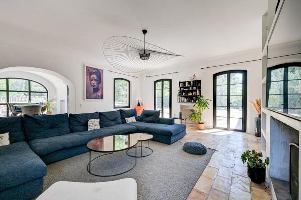 Vente Maison de luxe Aix-en-Provence 7 Pièces 210 m²