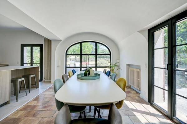 Vente Maison de luxe Aix-en-Provence 7 Pièces 210 m²