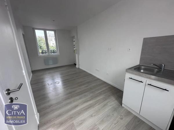 Appartement à louer 2 pièces 27.5m² Cambrai (59400)