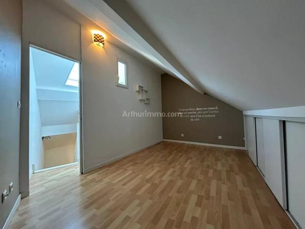 Location                                                      Appartement
                        
                     2 pièces                      38 m2                     à Montlhéry