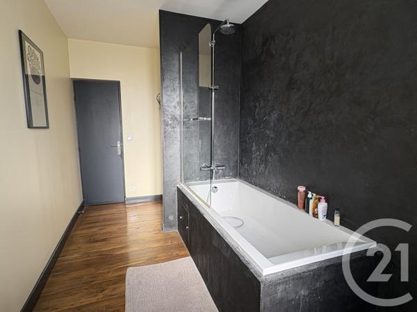 Maison à vendre  9 pièces - 195 m2 CHATEAUROUX - 36