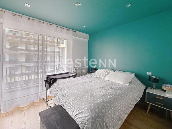 Grand Appartement T5 3 chambres avec Terrasse Cave et Parking Rue Pagère - 69500 BRON