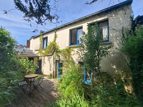 CONCARNEAU - LE CHARME D'UNE BELLE MAISON DE VILLE