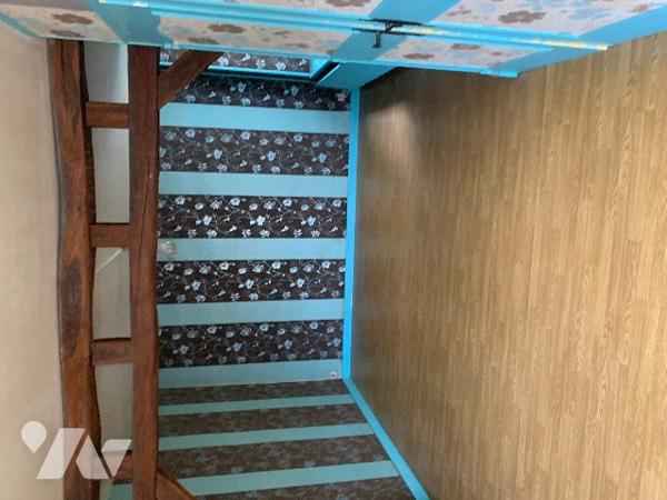 Une maison d'habitation comprenant de village.