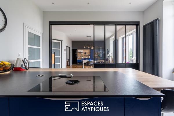 L’élégance bourgeoise au coeur d’un jardin secret avec piscine