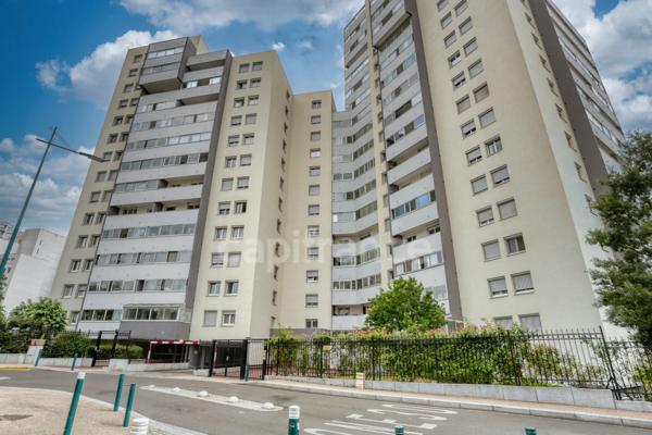 Appartement à vendre 5 pièces GENNEVILLIERS (92)