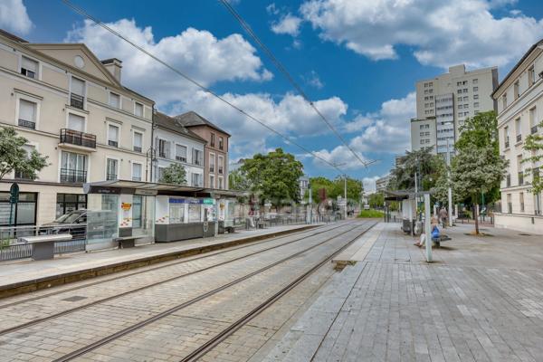 Appartement à vendre 5 pièces GENNEVILLIERS (92)