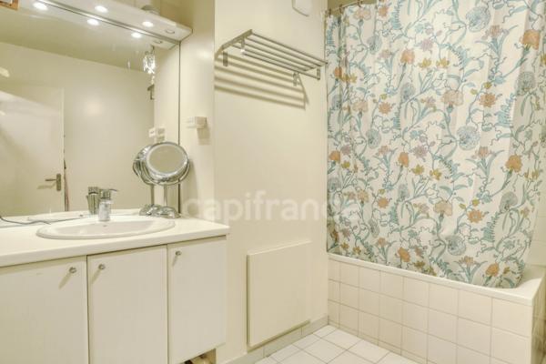 Appartement à vendre 5 pièces GENNEVILLIERS (92)