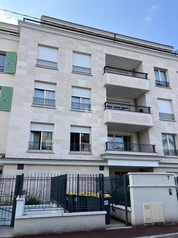 Appartement Maisons Laffitte 1 pièce(s) €305 000 ** - Référence 12692