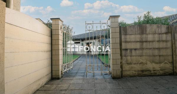 À vendre Maison 1 pièce 300 m² - Port-sainte-foy-et-ponchapt 33220