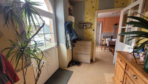 Maison à vendre à Précigné dans la Sarthe (72300), ref : 72068-2074