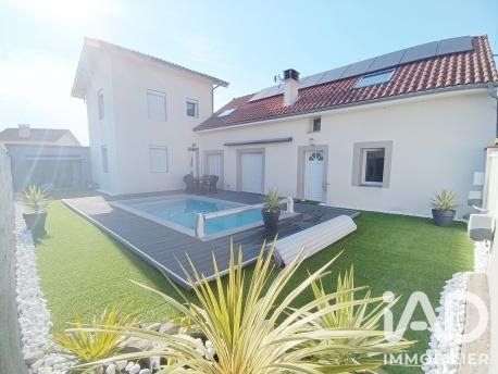 Location maison 9 pièces 190 m² Tarbes