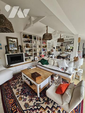 Orvault Petit Chantilly, maison rénovée de plain-pied avec jardin, garage et dépendances