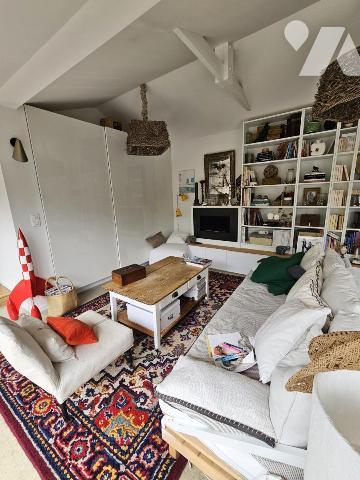 Orvault Petit Chantilly, maison rénovée de plain-pied avec jardin, garage et dépendances