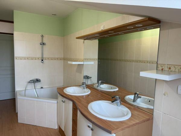 Maison à vendre 5 pièces de 127 m²