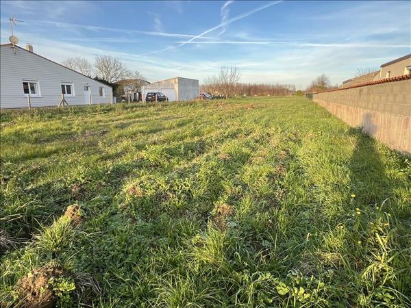 Terrain à vendre |  Le Gua |  1674 m²