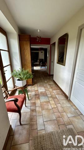 Maison à vendre 7 pièces 180 m² Essertines-en-Donzy